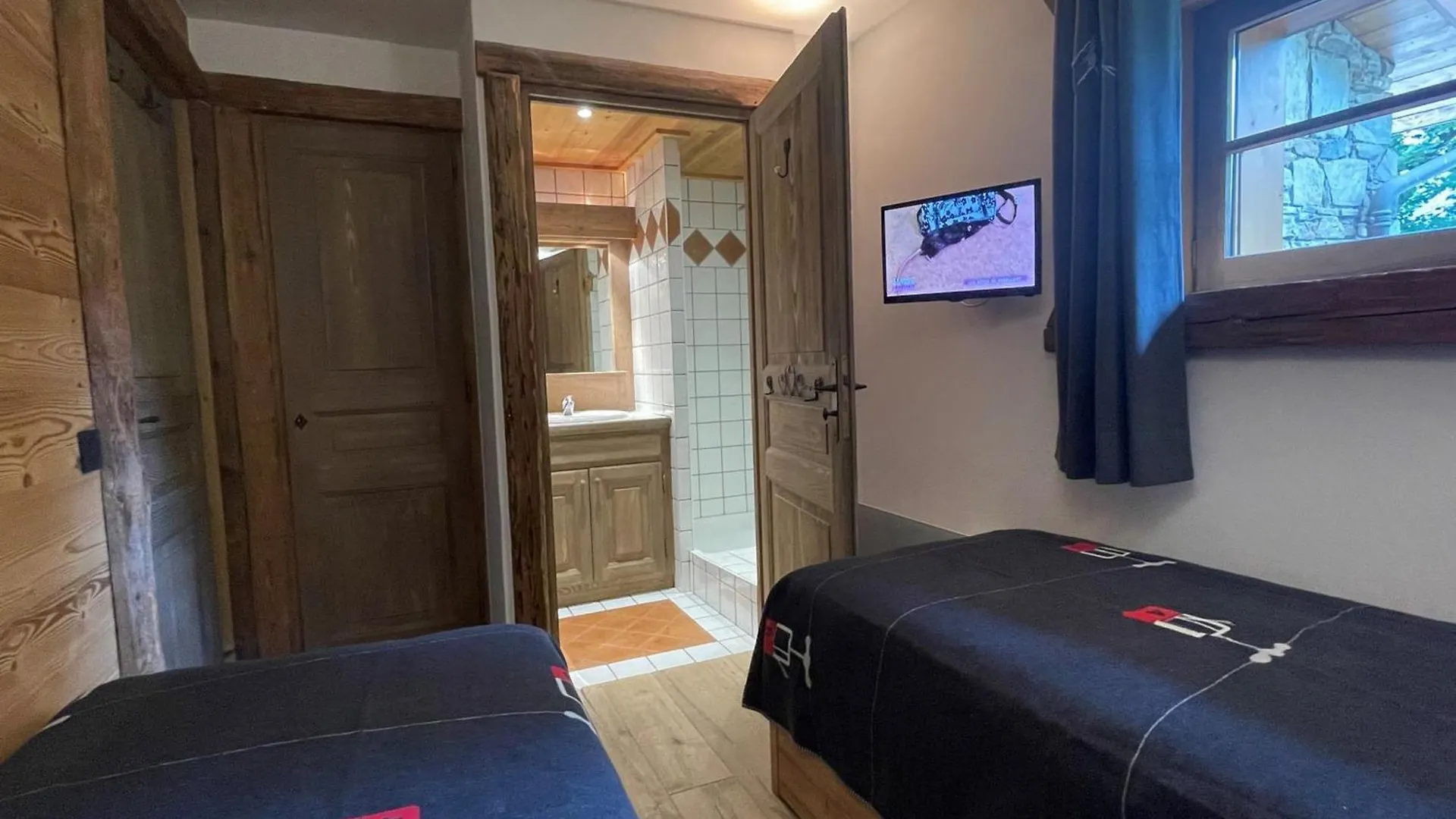 Location Apt 4P Renove Avec Terrasse Et Jardin - Proche Centre Et Rochebrune - Garage Inclus - Fr-1-453-35 Megeve 0*,  France
